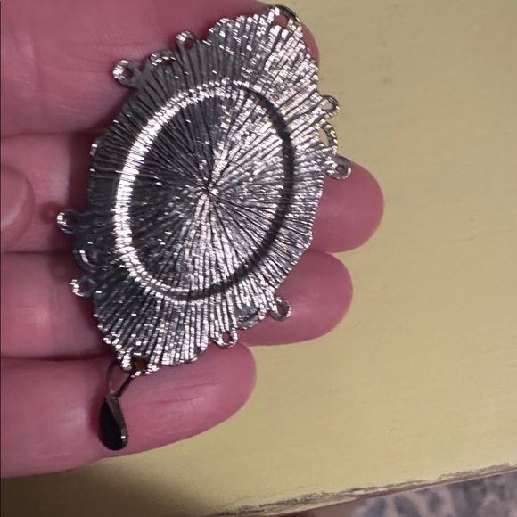 Elegant Black and Gray Cameo w/rhinestones for necklace or other diy project - Picture 3 of 4